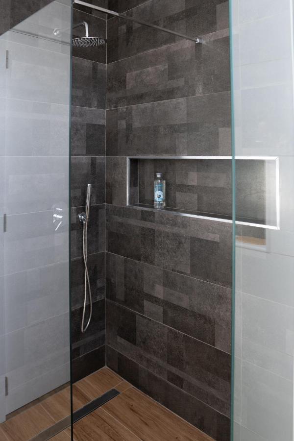 3 Bdr Aprt, Best Seaview, Rooftop Pool - Lcgr Praia Exteriör bild